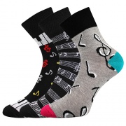 Dámské vzorované ponožky s elastanem mix tří vzorů 26-28 (39-42)