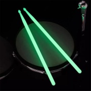 Svítící paličky pro bicí - 1 pár zelená barva