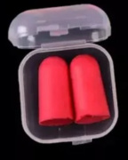 Špunty do uší - červená barva