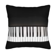 Povlak na polštář s motivem klavírní hudby - Černobílý design klaviatury