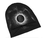 Černá čepice kytara